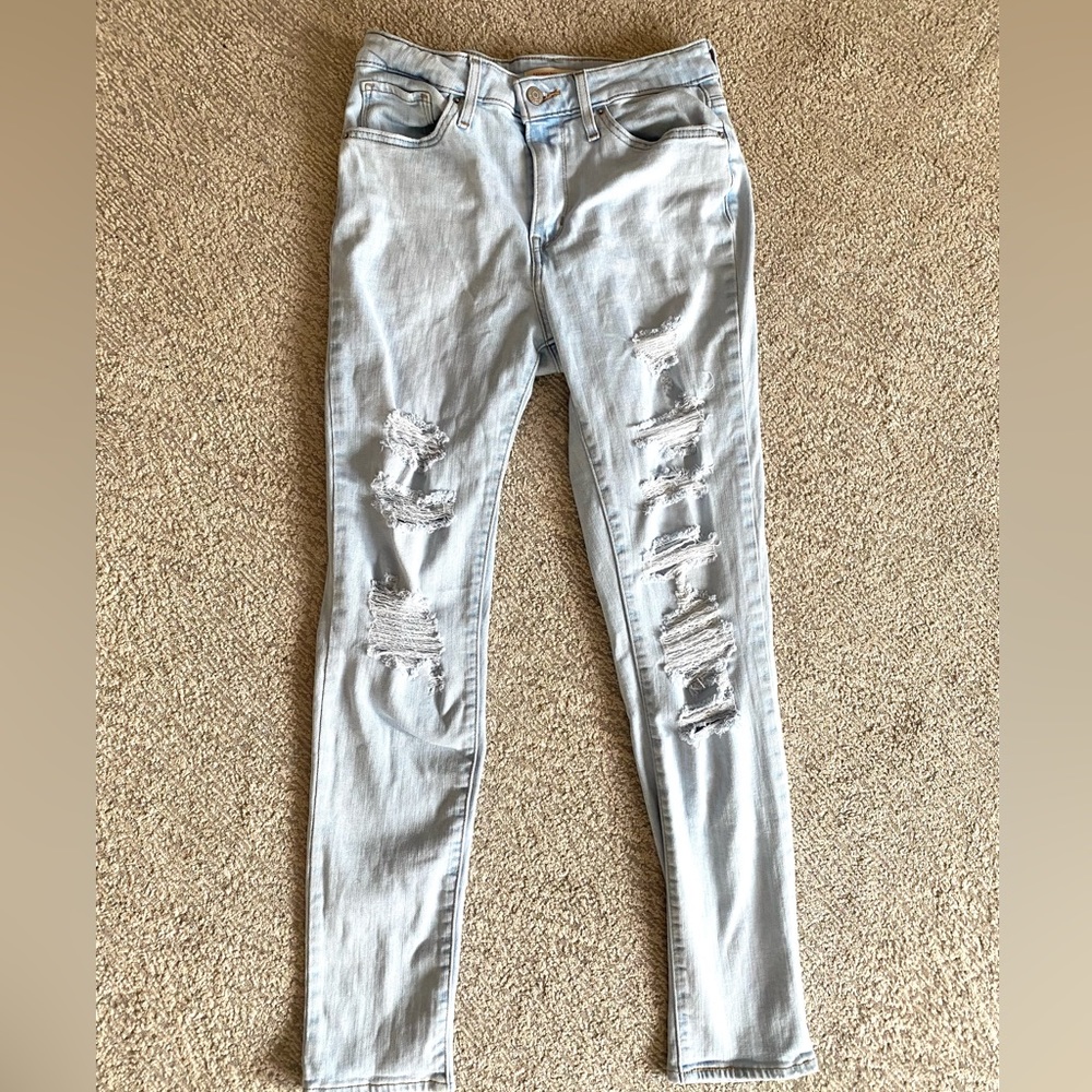 Women’s Levi’s high rise, skinny jeans